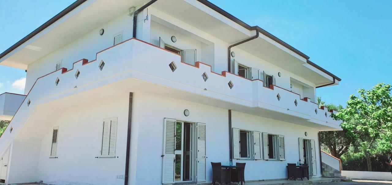 Cichello Apartments Capo Vaticano Esterno foto