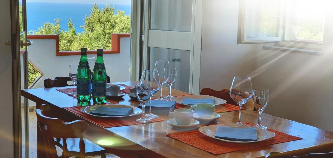 Cichello Apartments Capo Vaticano Esterno foto